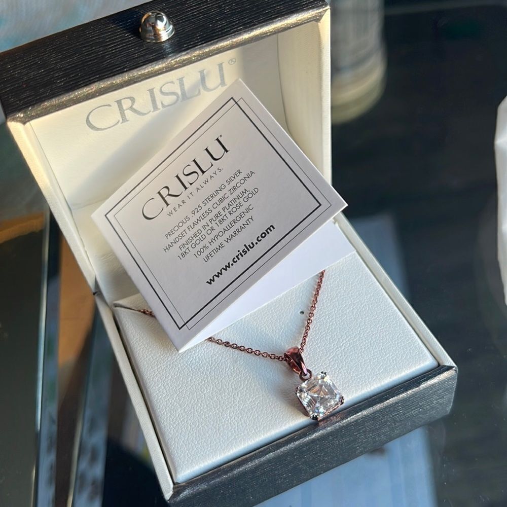 Crislu NEW Rose Gold sterling silver Cubic Zirconia Necklase NEW